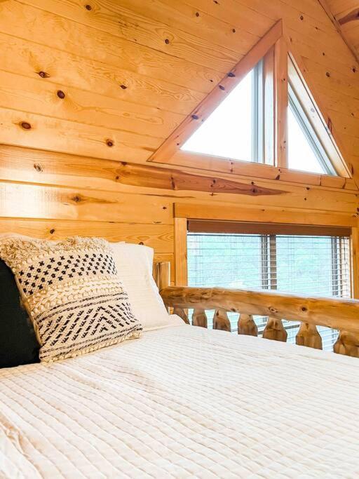 Indoor Heated Pool Hot Tub Cabin Sevierville Εξωτερικό φωτογραφία