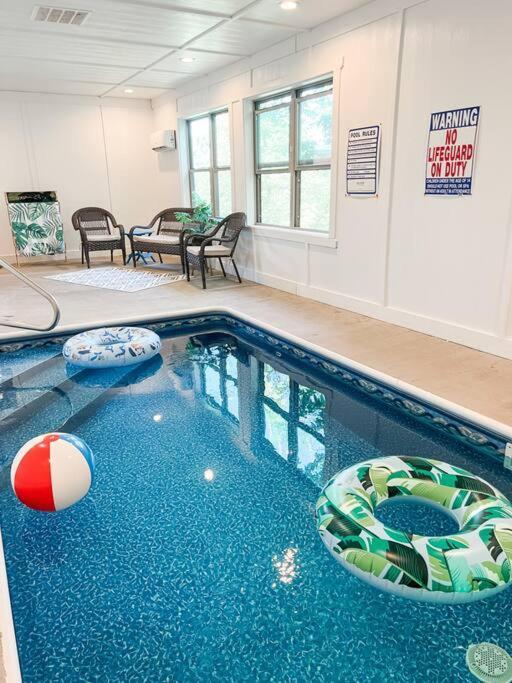 Indoor Heated Pool Hot Tub Cabin Sevierville Εξωτερικό φωτογραφία