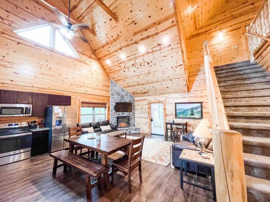 Indoor Heated Pool Hot Tub Cabin Sevierville Εξωτερικό φωτογραφία