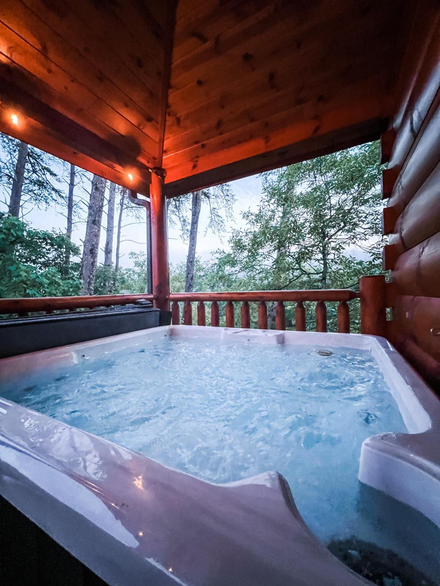 Indoor Heated Pool Hot Tub Cabin Sevierville Εξωτερικό φωτογραφία