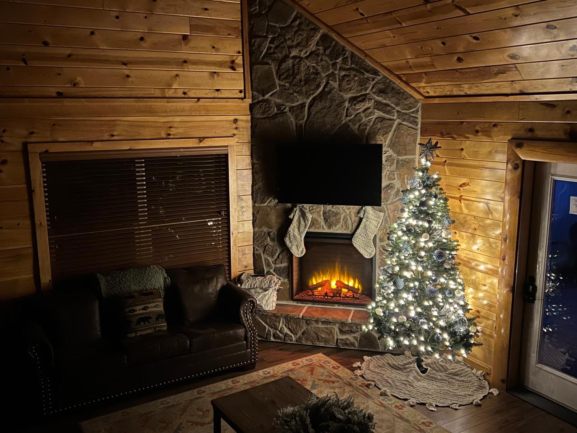 Indoor Heated Pool Hot Tub Cabin Sevierville Εξωτερικό φωτογραφία